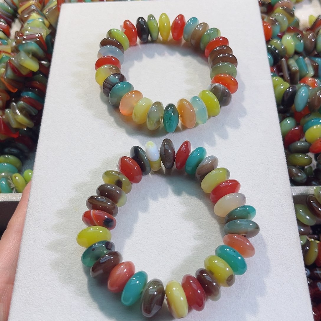 玛瑙/玉髓未镶嵌珠宝半成品16mm黄绿孔雀玛瑙一串