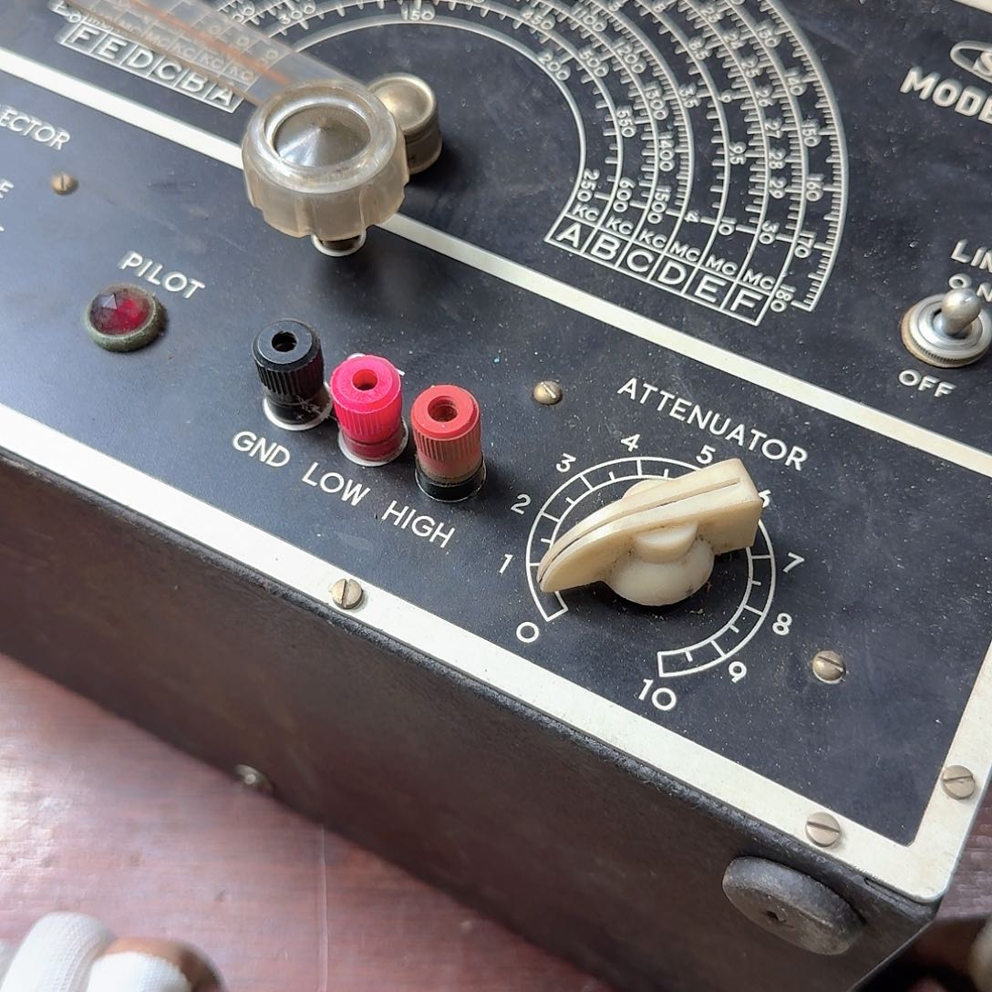 中***名中古商品，瑕疵品，不保好坏。28