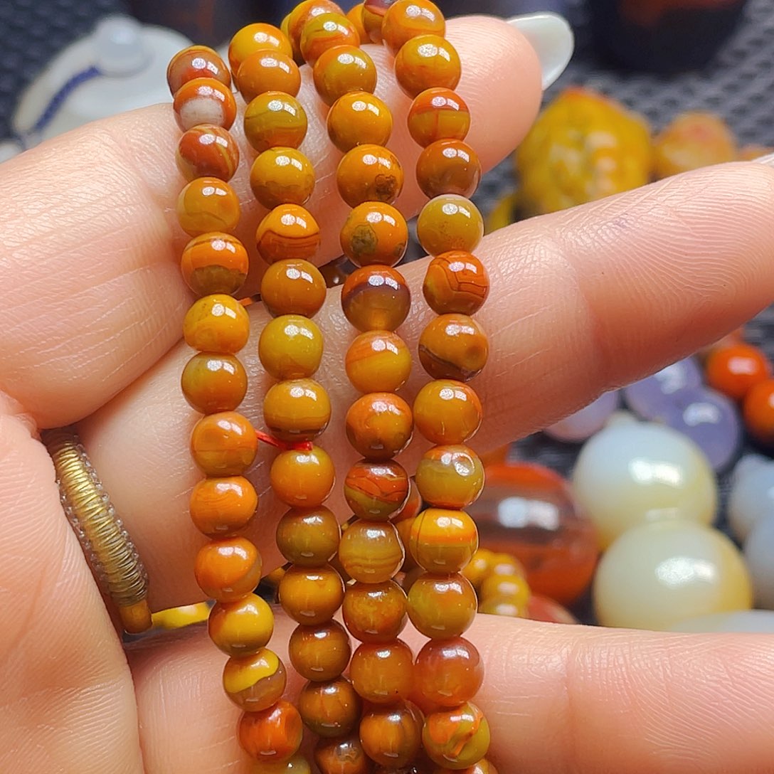 玛瑙/玉髓手串未镶嵌@*