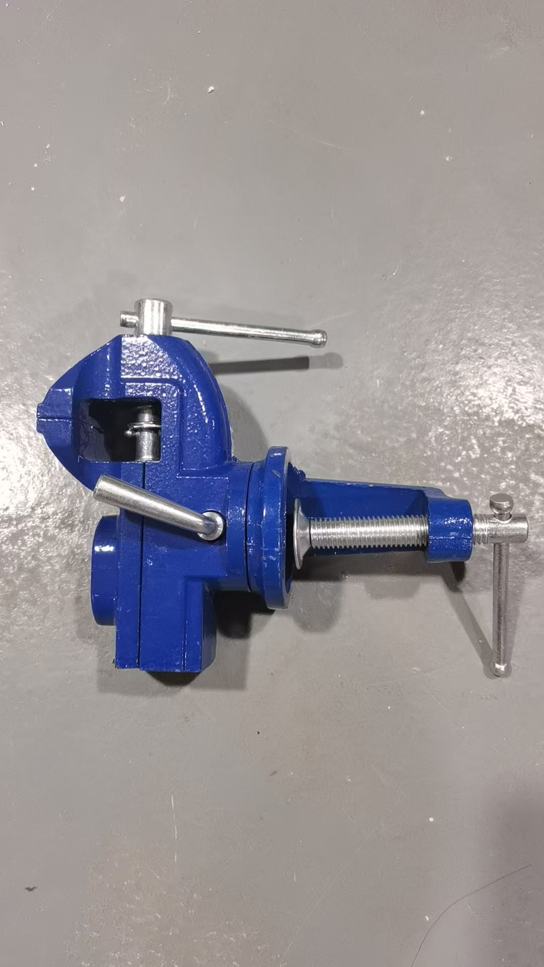 粉丝浮力 多功能家用台虎钳