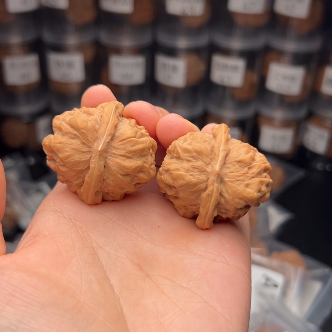 文玩核桃吊坠用****6蛤蟆头