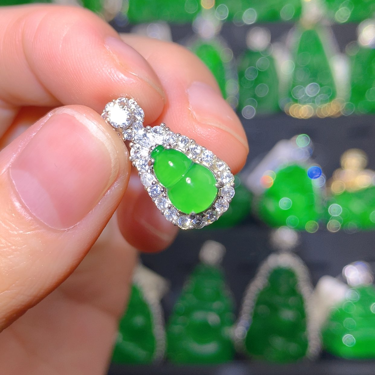 【闪购商品】翡翠银S925镶嵌吊坠(不含链)