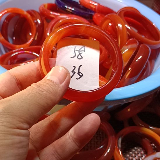 玛瑙/玉髓未镶嵌手镯