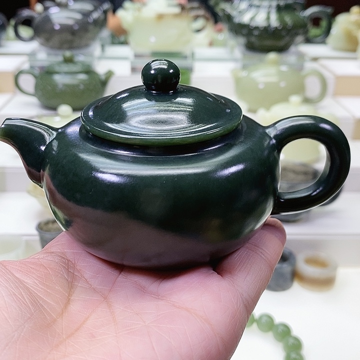 未镶嵌和田玉挂件茶壶170m l