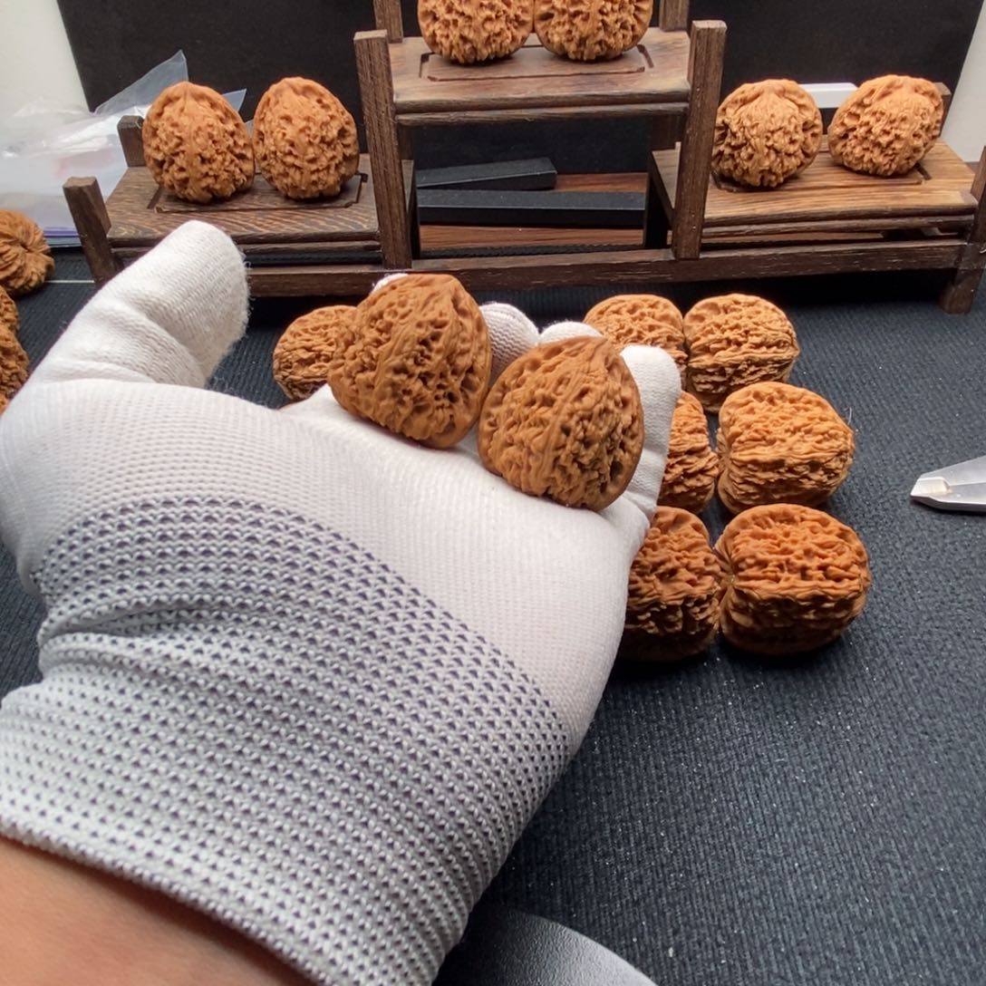 M***杨文玩核桃吊坠编号123