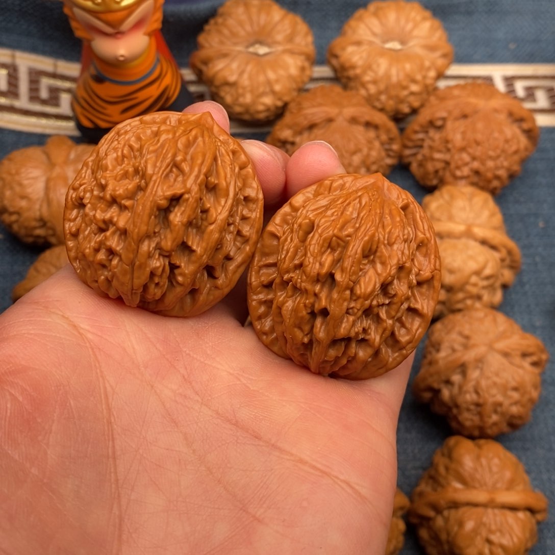 文玩核桃把件37虎头