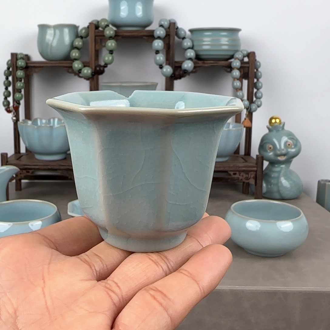 瓷片汝瓷八方杯仿古釉支钉烧