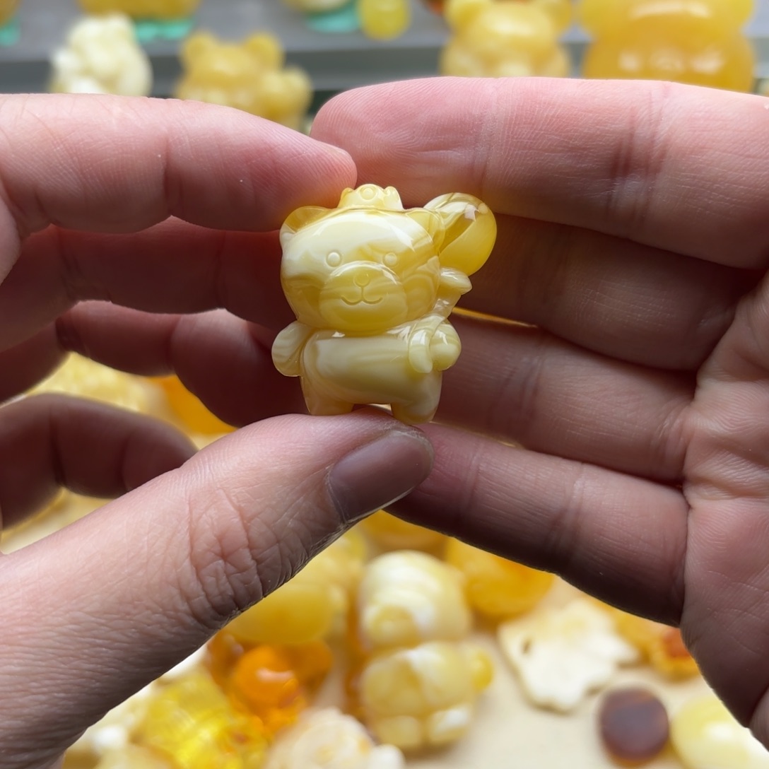 蜜蜡裸石未镶嵌气球小熊