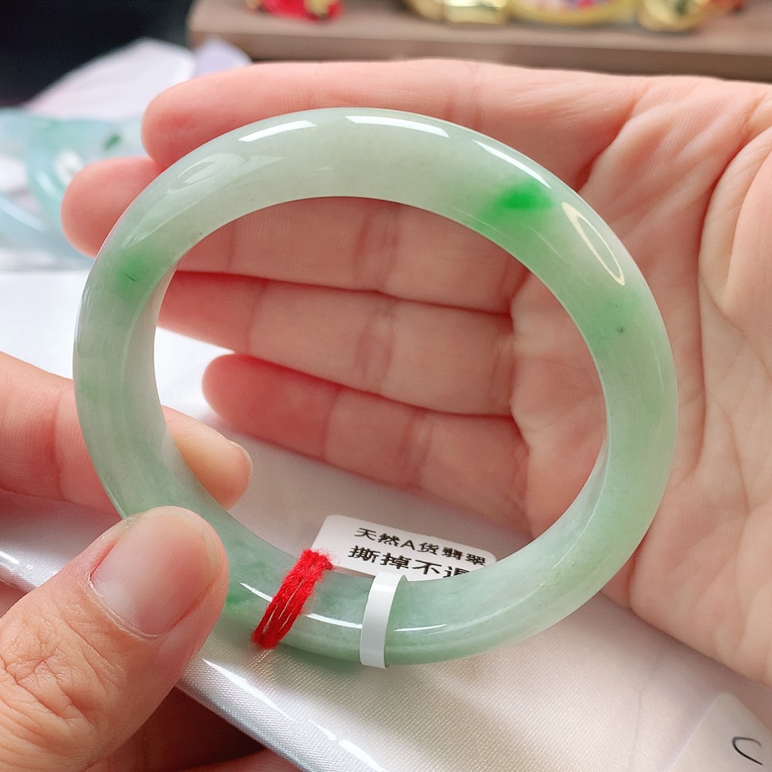 翡翠未镶嵌手镯55正