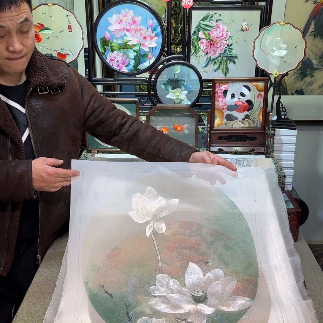 刺绣d****x刺绣工艺精湛