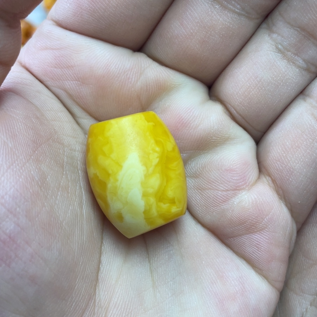 琥珀未镶嵌吊坠(不含链)