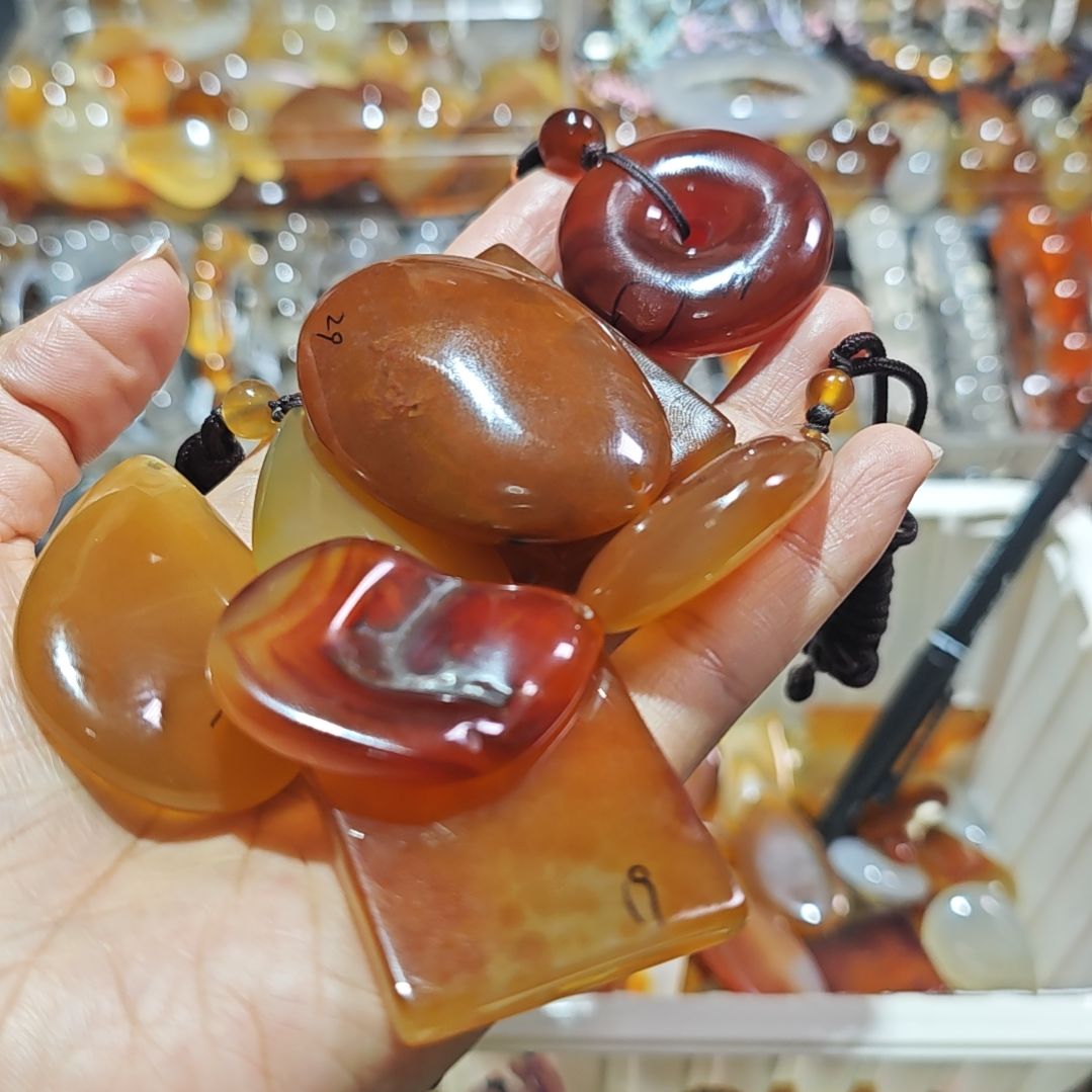 婷***）玛瑙/玉髓未镶嵌手串