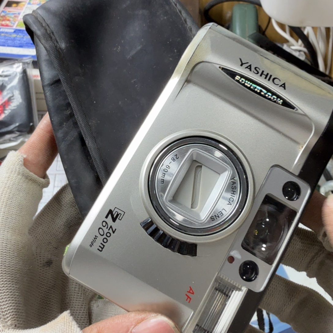 F*中古商品，瑕疵品，不保好坏。705