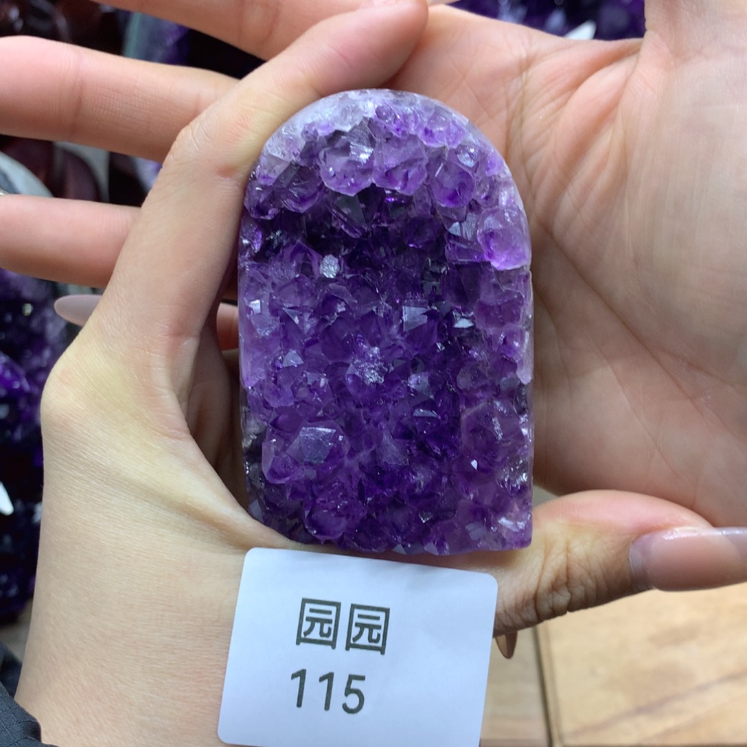 紫晶大型摆件（非配饰）未镶嵌