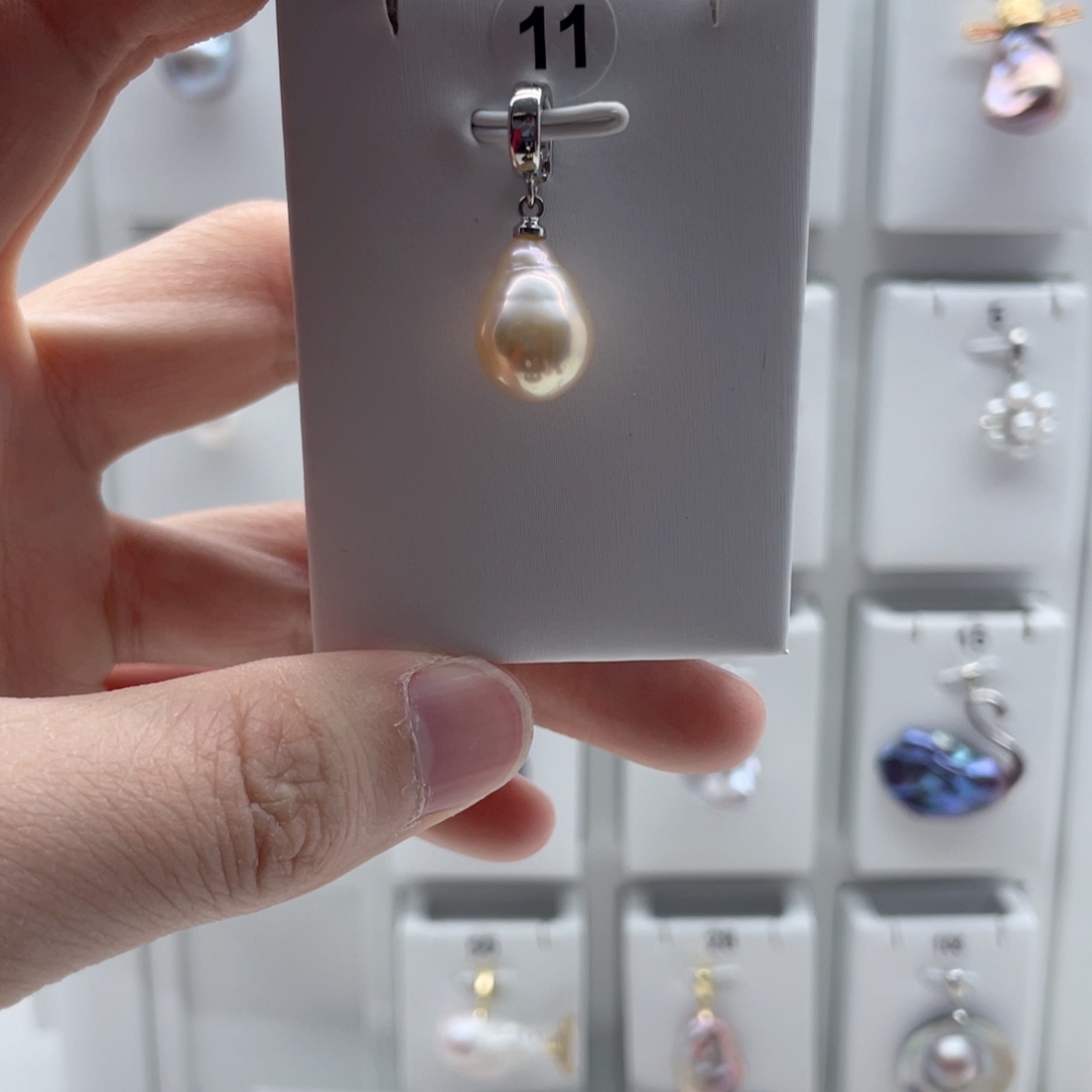 颈饰合金淡水珍珠