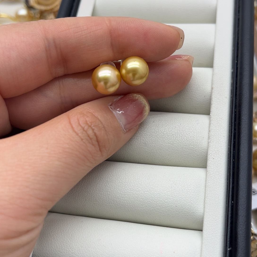 海水珍珠耳饰18K金镶嵌