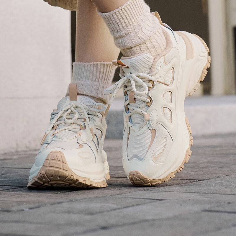 阿迪达斯adidas跑步鞋女鞋春季老爹鞋透气减震耐磨运动鞋 JP8413