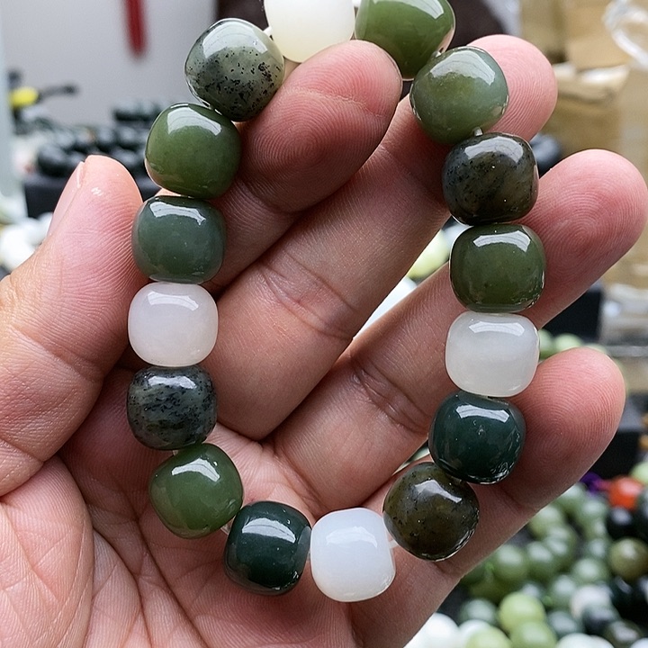 【闪购商品】未镶嵌手链和田玉14多宝