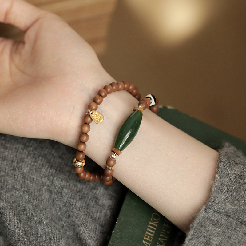 S12475<晶贵坊>老山檀和田碧玉黑白玛瑙扎基金银弹力手串S925银