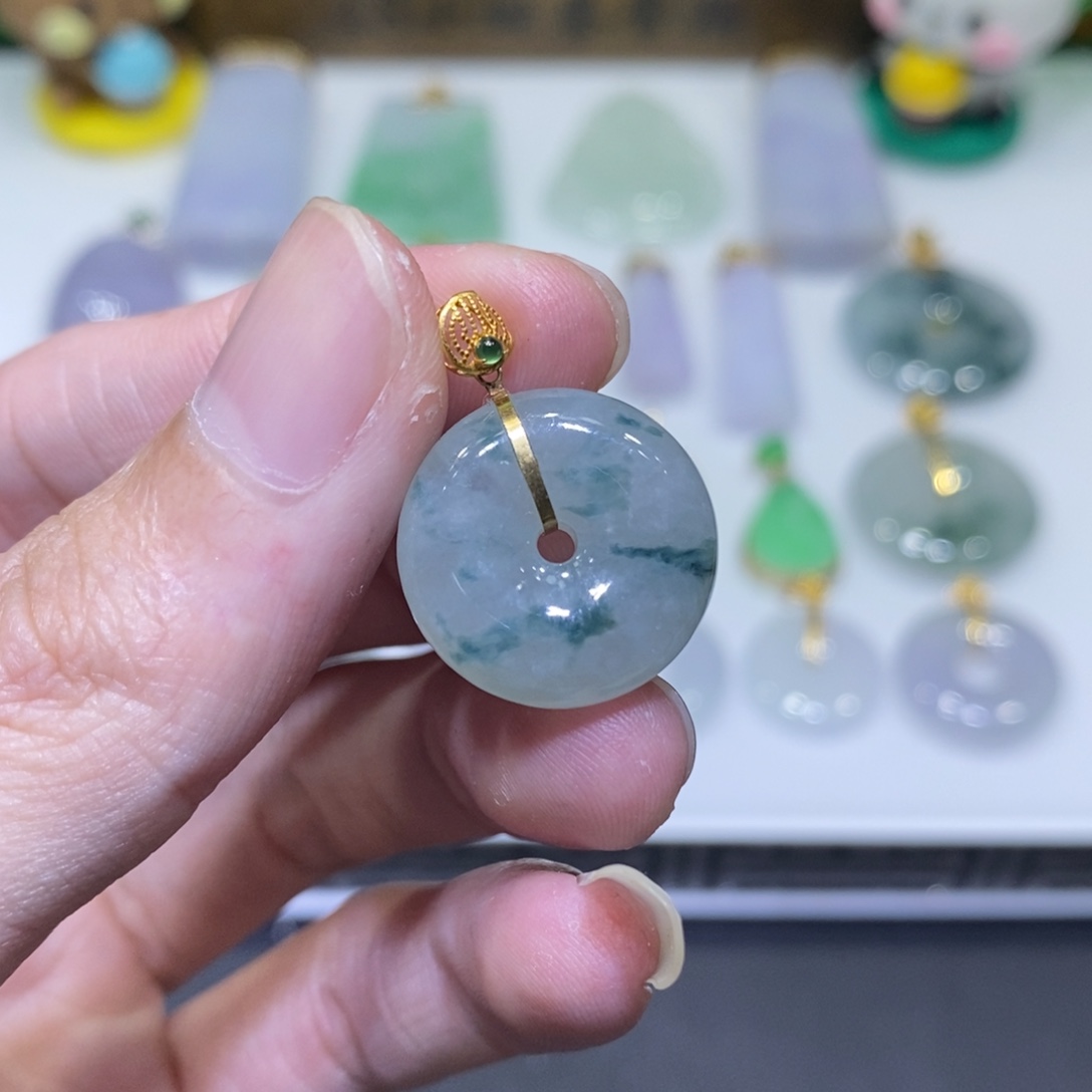 翡翠18K金镶嵌吊坠(不含链)