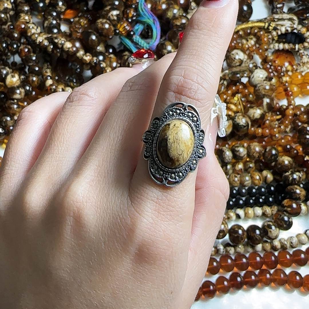 琥珀耳饰未镶嵌抚顺琥珀