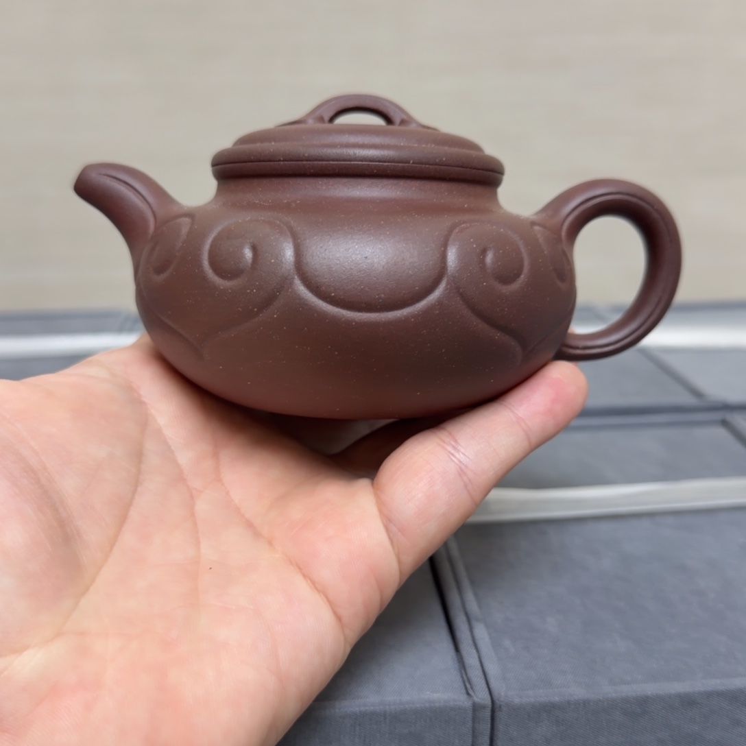 清***紫砂茶杯微瑕的壶