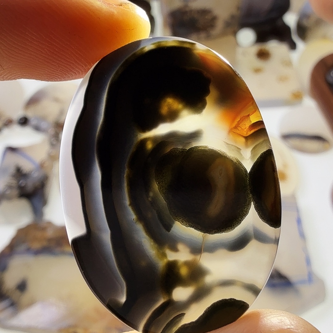 玛瑙/玉髓未镶嵌珠宝半成品