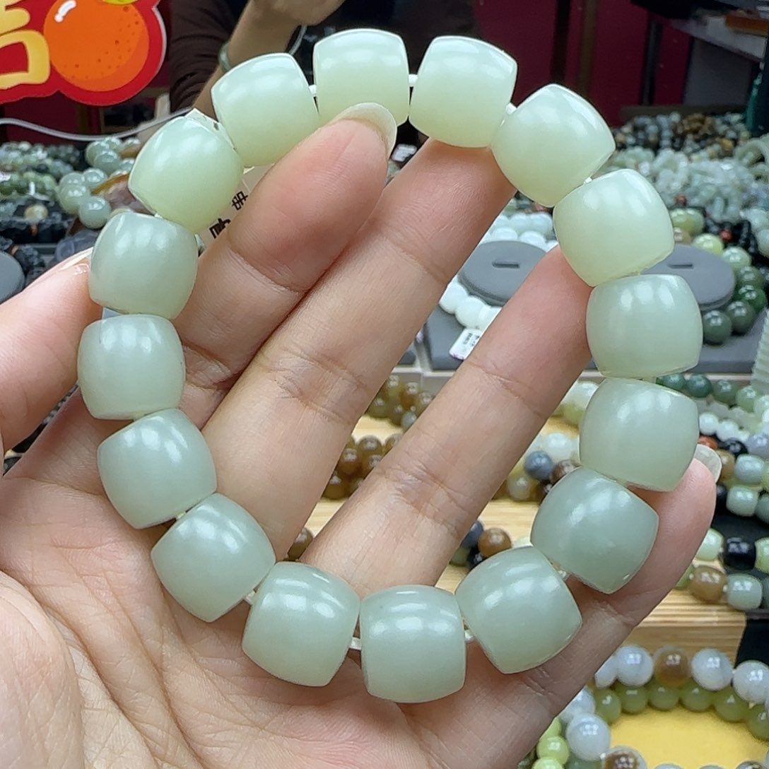 和田玉手链未镶嵌