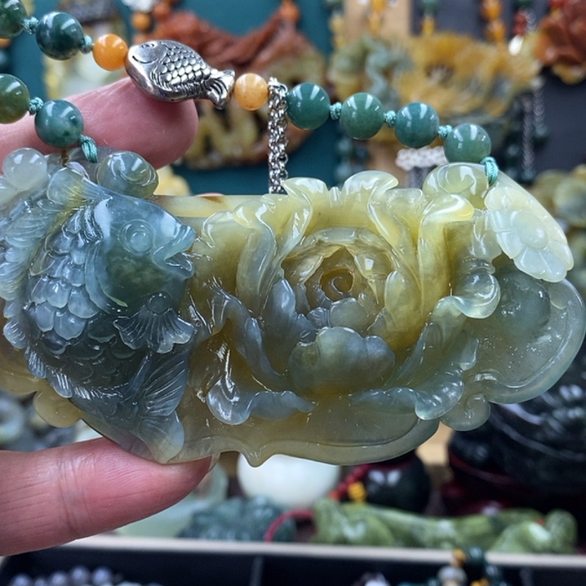 【闪购商品】蛇纹石玉未镶嵌吊坠