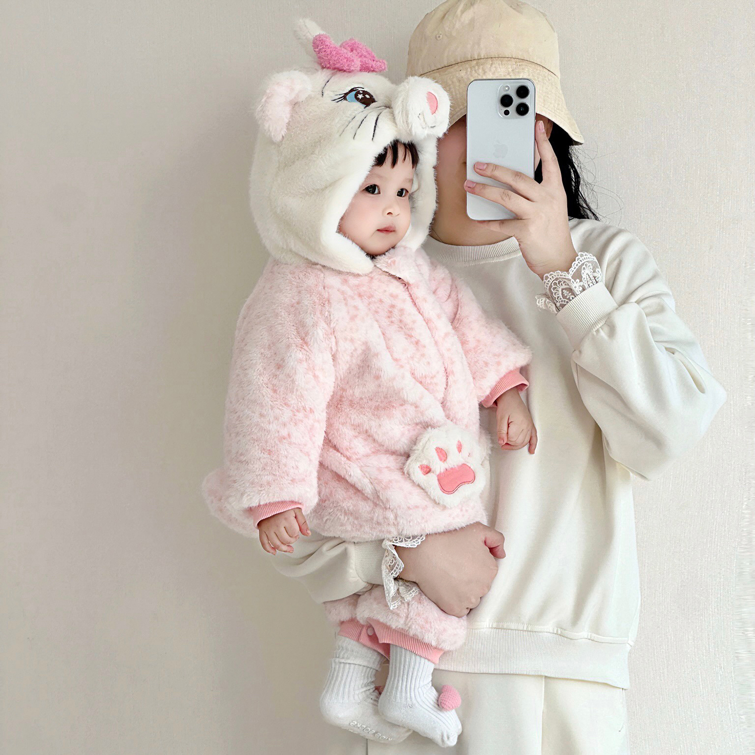 婴儿加厚连体衣男宝女宝冬季衣服超萌甜美加绒外出服卡通可爱哈衣