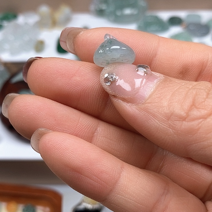 翡翠颈饰未镶嵌89888899998