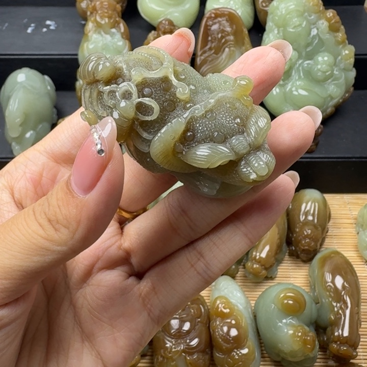 未镶嵌和田玉把件