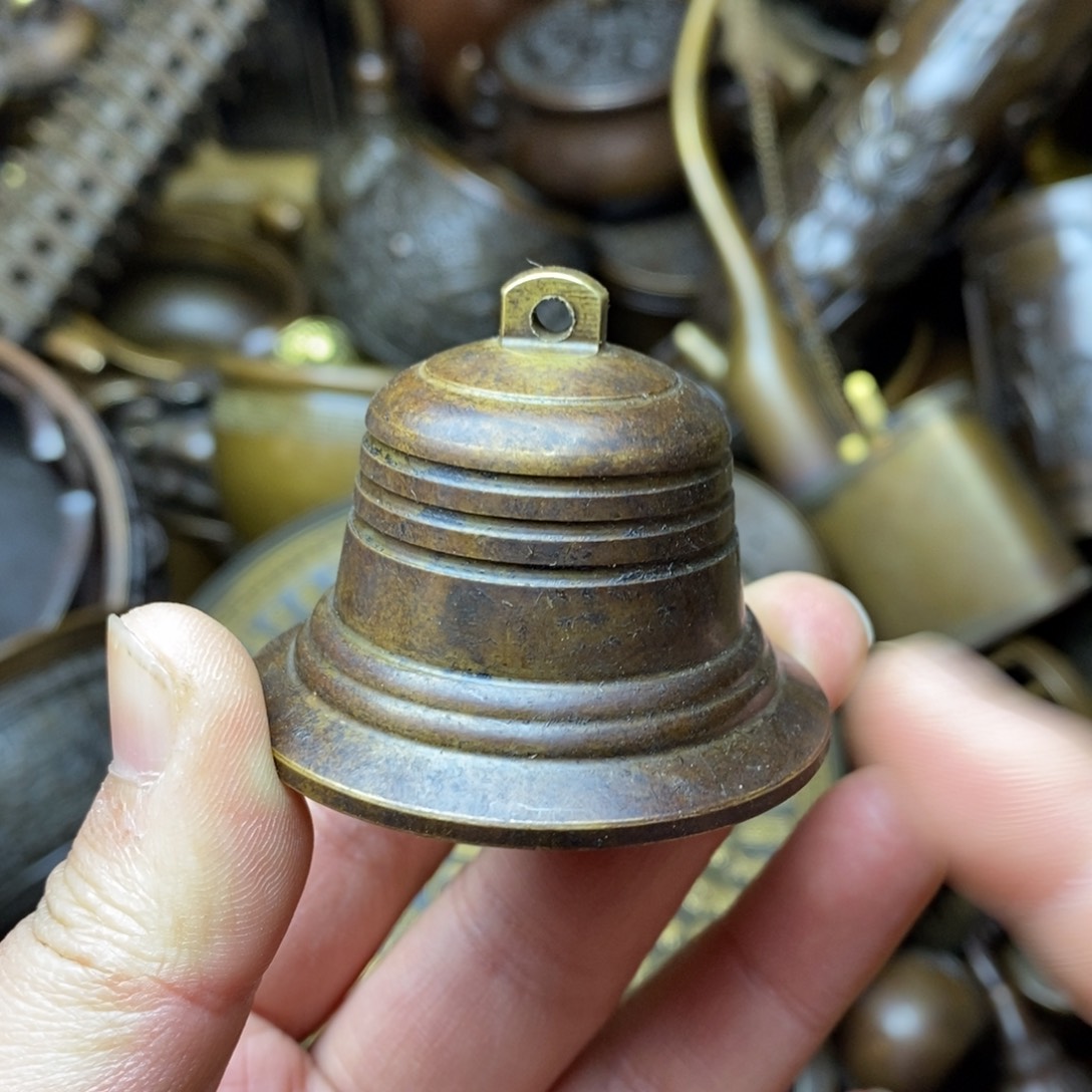 精美铜器，做工精细