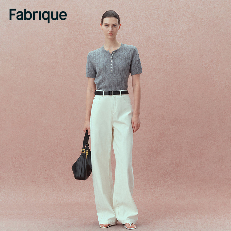 Fabrique Akari春夏新款牛乳白薄款人字纹时尚休闲百搭弯刀牛仔裤