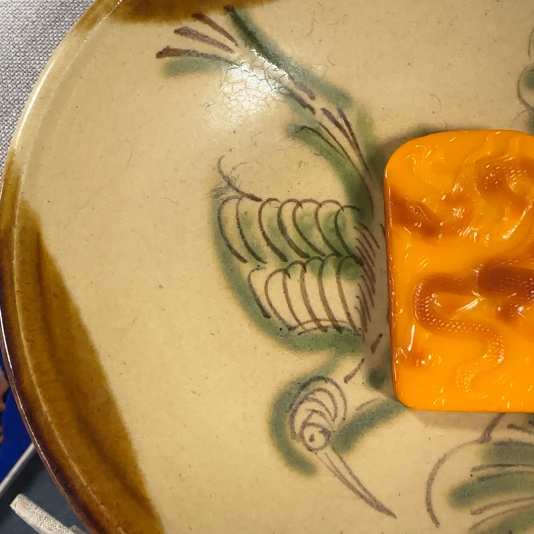 摆件显*瓷器等文物古迹