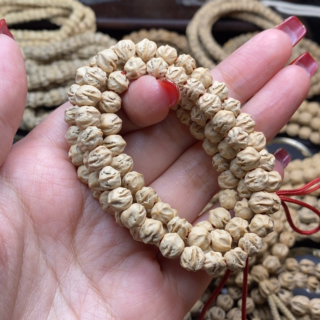 柏香籽/百香籽吊坠哈*