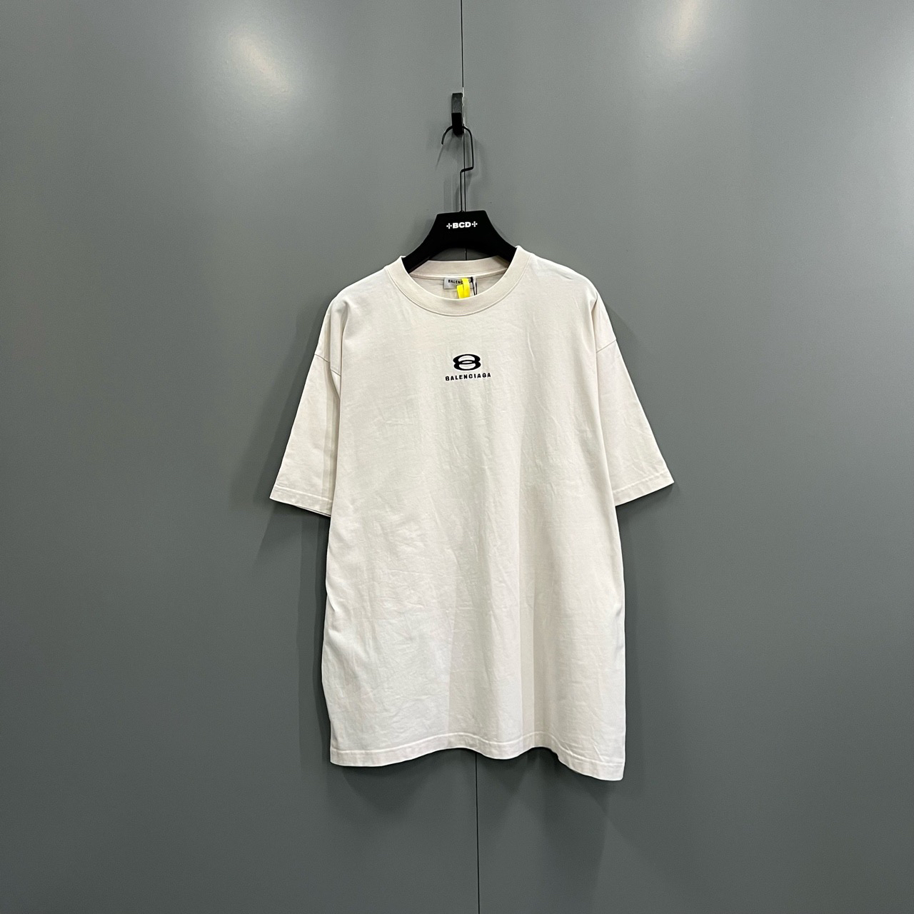 95新 Balenciaga/巴黎世家 （bb）双环刺绣短袖 M码/5000/ki303591