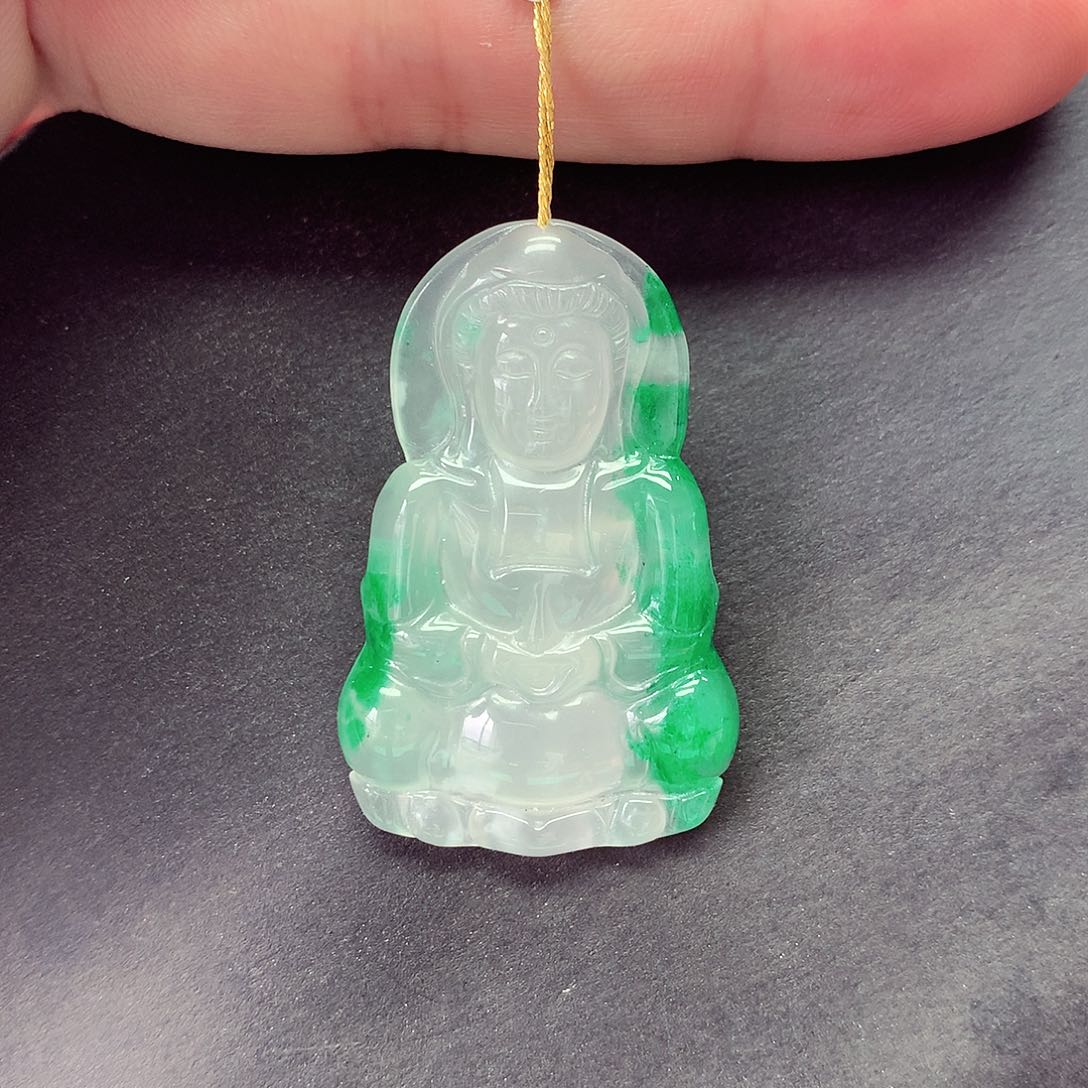 石英质玉未镶嵌颈饰