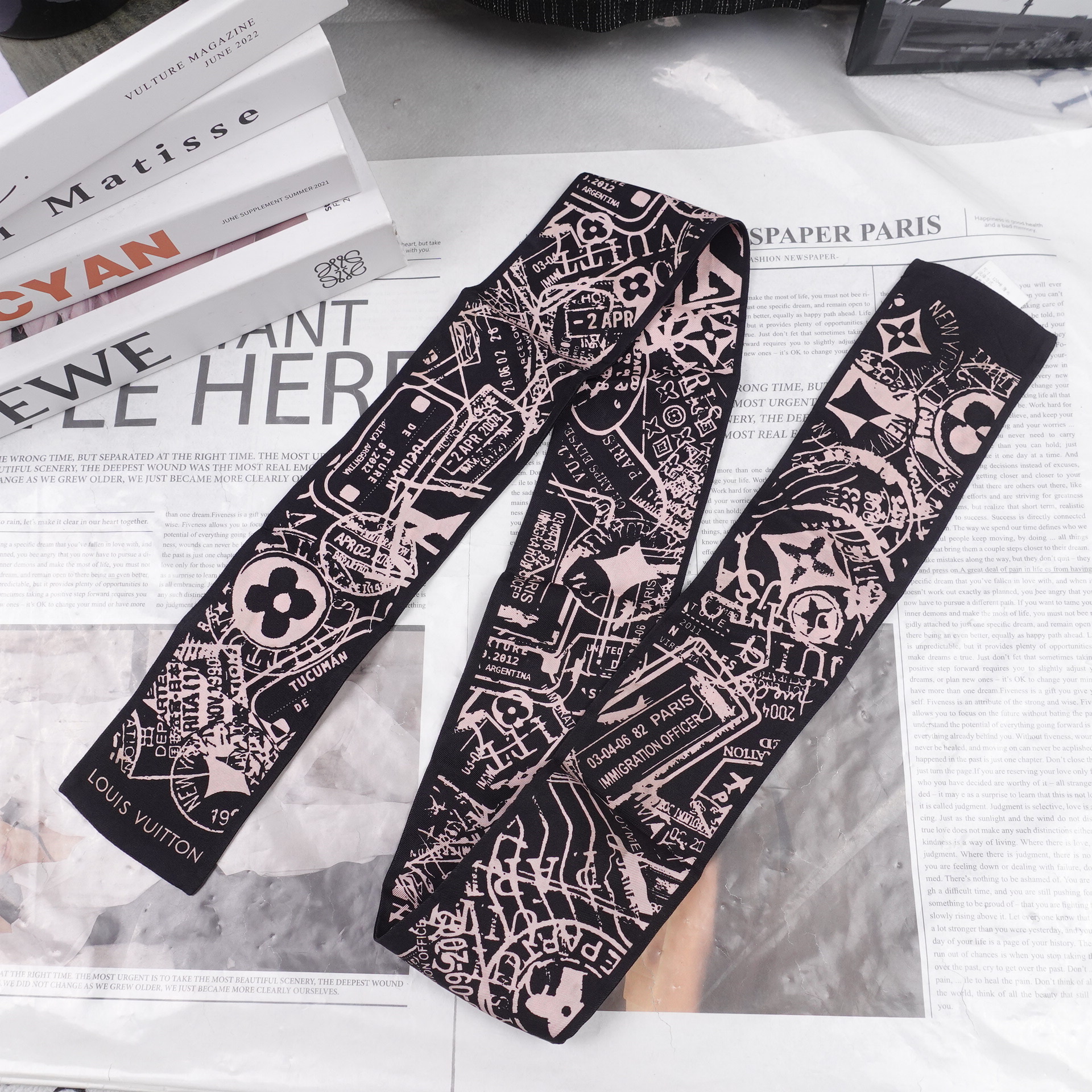 99新 LouisVuitton/路易威登 丝巾/T10332156