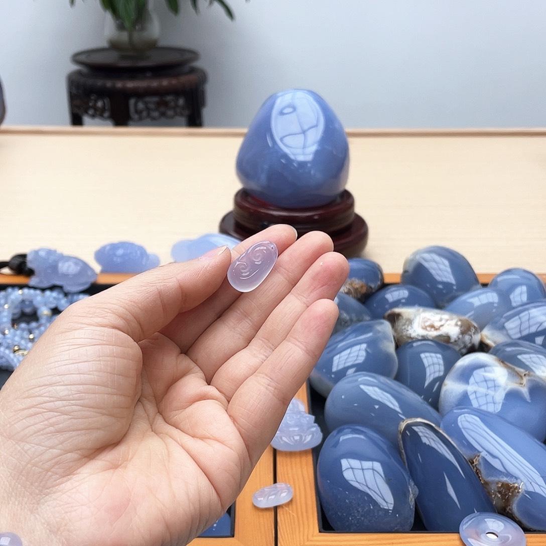 玛瑙/玉髓蓝玉髓未镶嵌