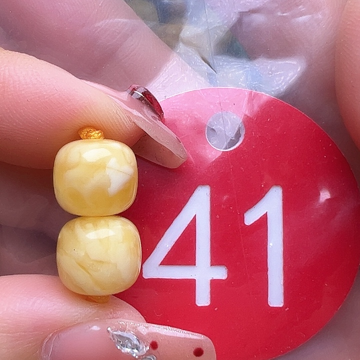 未镶嵌蜜蜡裸石微瑕 9.2mm老型