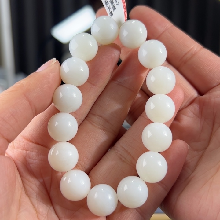 和田玉手串未镶嵌新疆且末白玉卡14圆珠