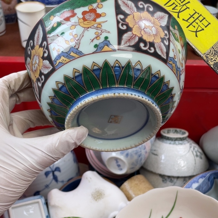 他家瓷器真美…开播了