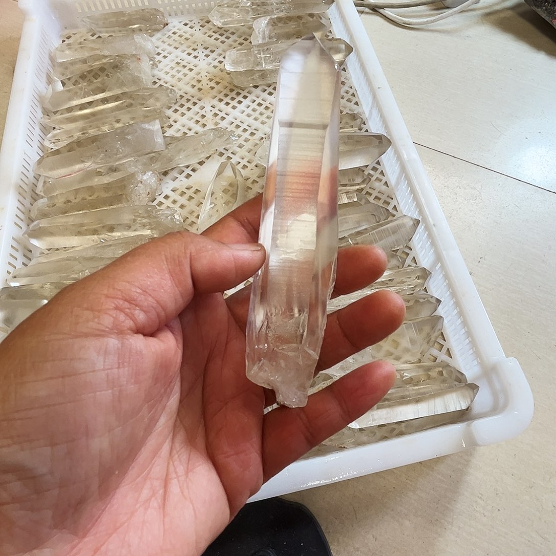 J***y水晶珠宝半成品未镶嵌