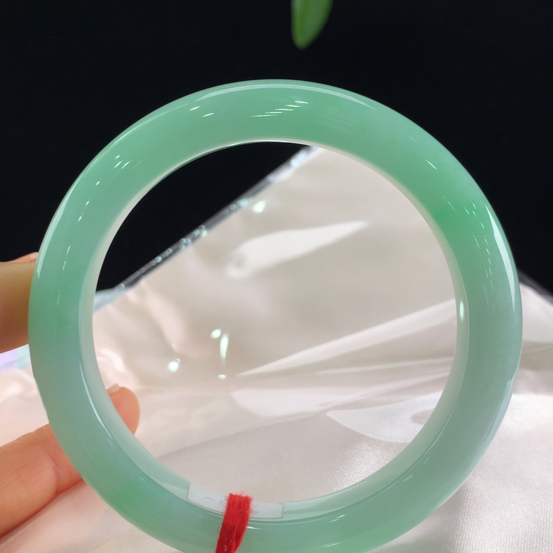 翡翠手镯未镶嵌翠****6111-1016