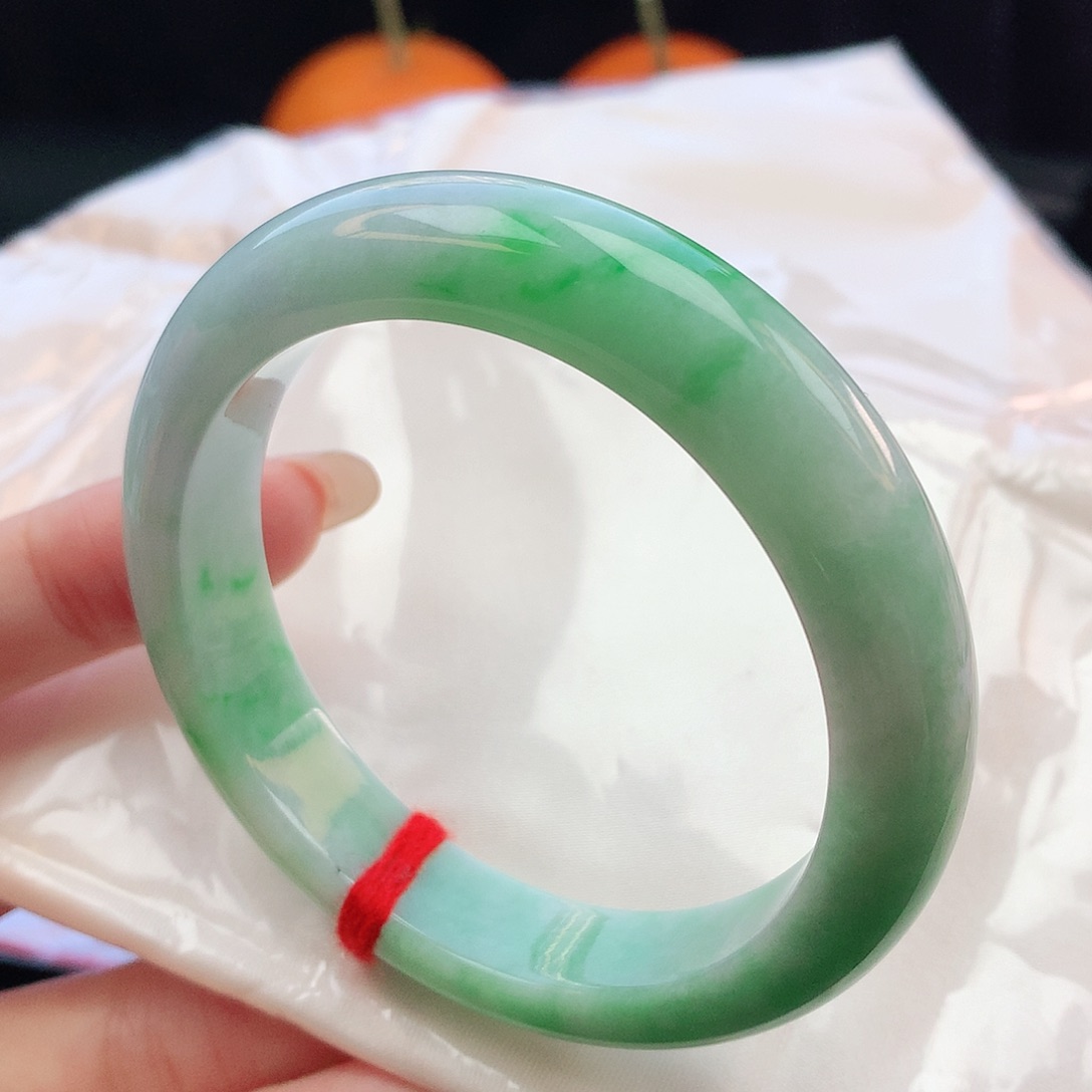 翡翠手镯未镶嵌56圈口882143