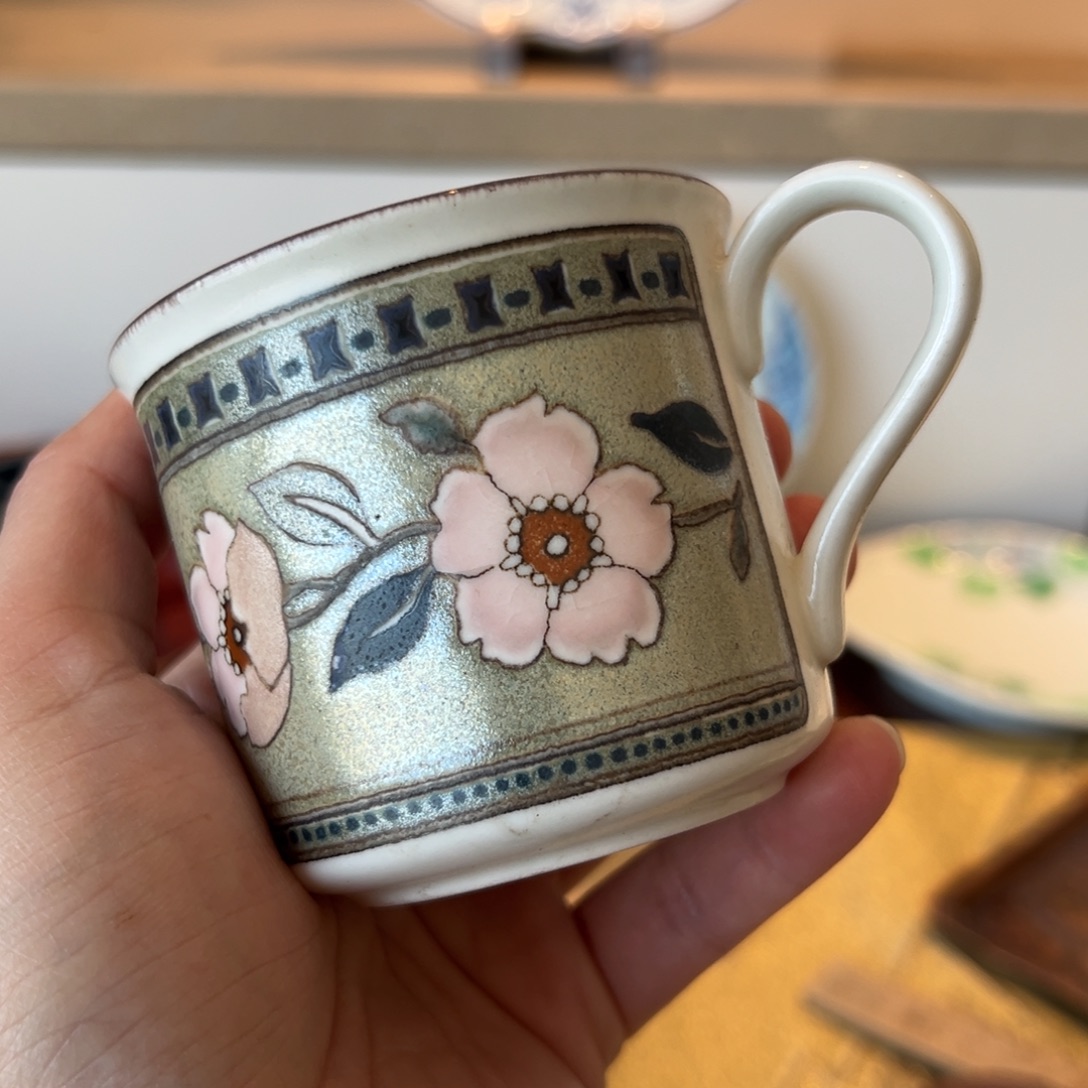 咖啡杯和茶杯也好好吃