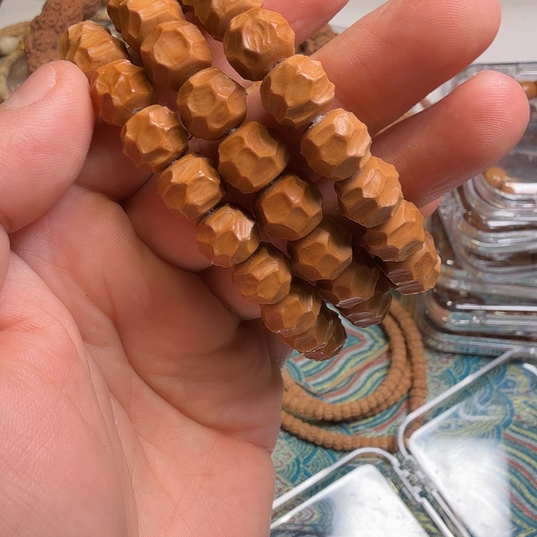 猴头核桃吊坠手串