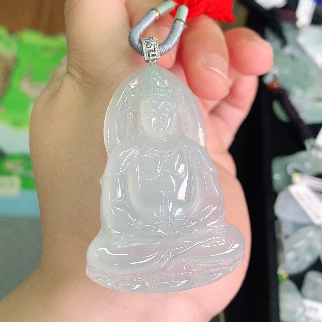 翡翠颈饰18K金镶嵌冰胶观音