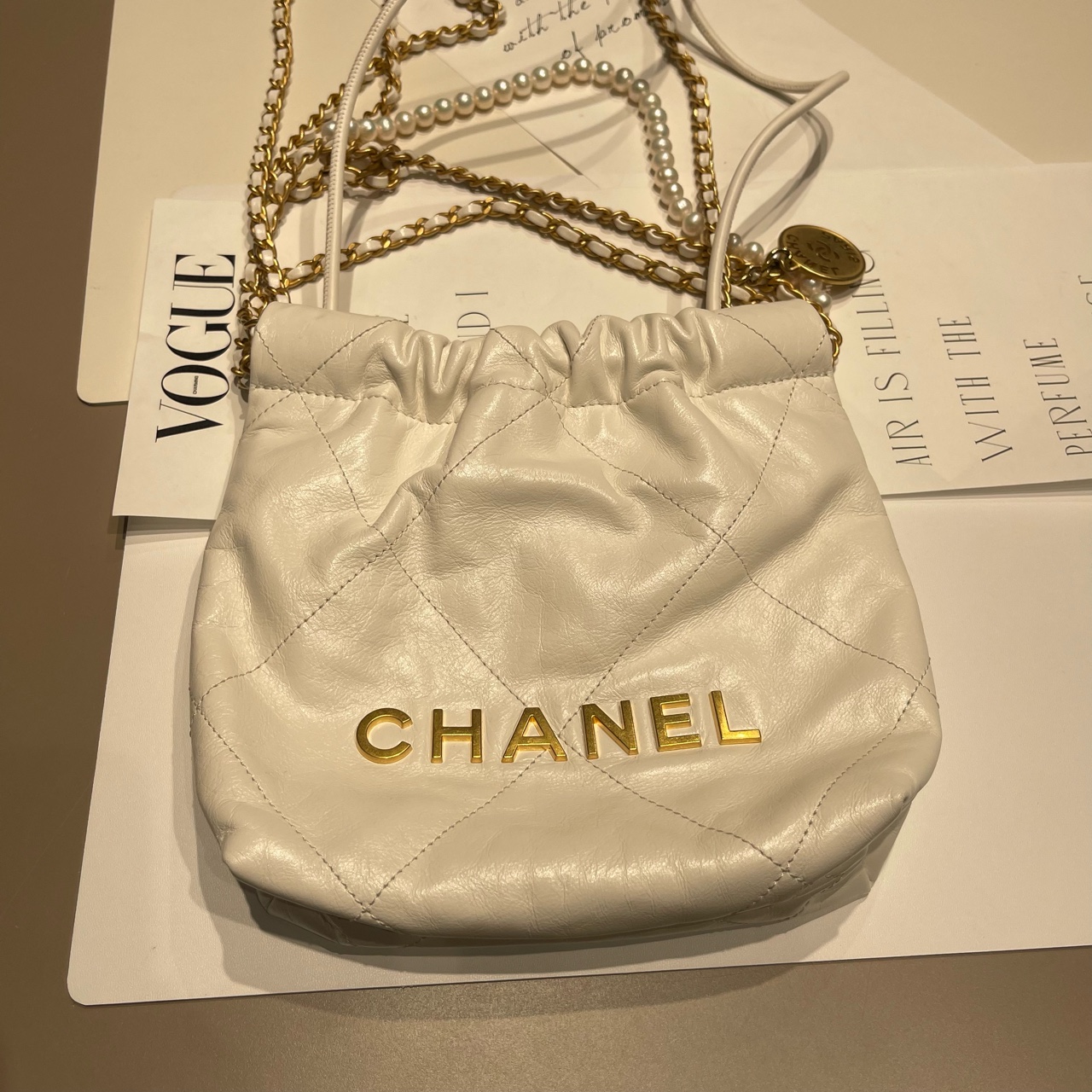 99新 Chanel/香奈儿 香奈儿Chanel 芯片款 mini 22bag 白金
